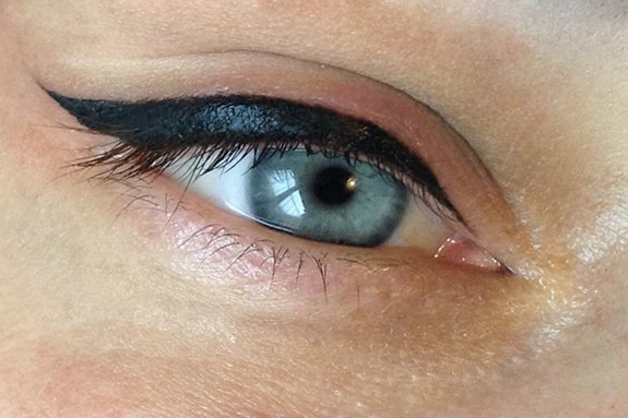 semi-permanent-eye-liner-make-up-01